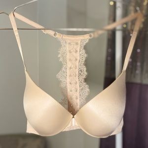 NWOT Victoria’s Secret Very Sexy “So Obsessed” Light Pink Lace-up Back Bra 32C